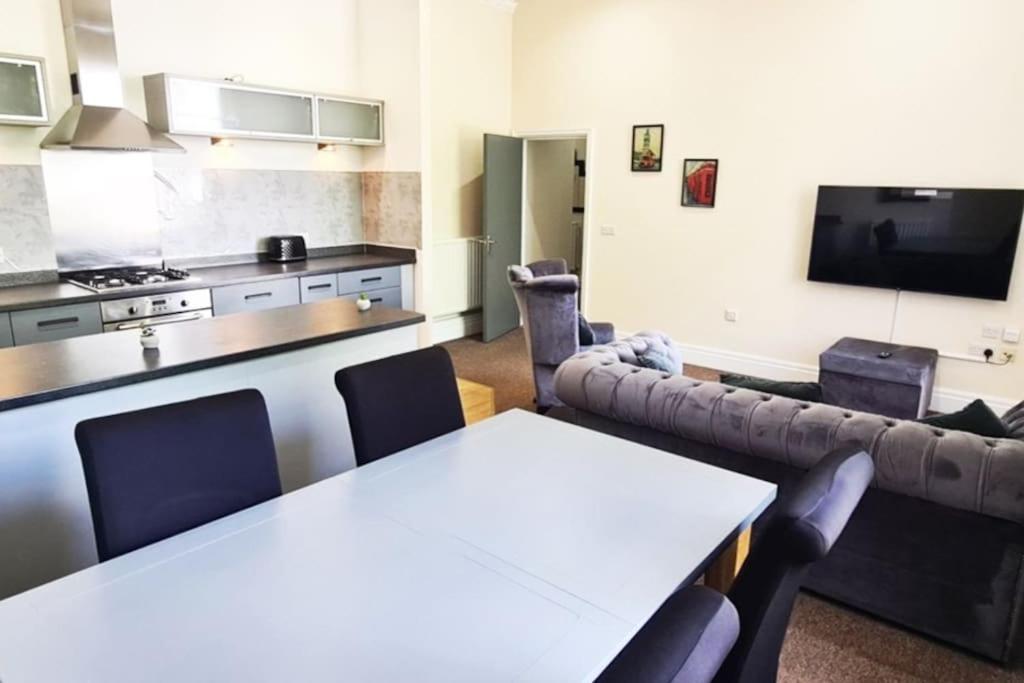 Luxury 2 Bed 2 Bath Suite Preston  Bagian luar foto