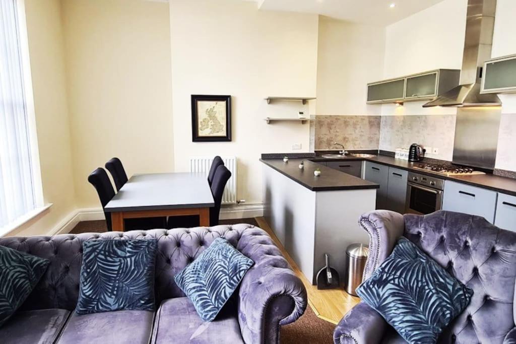 Luxury 2 Bed 2 Bath Suite Preston  Bagian luar foto